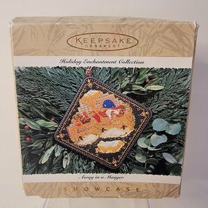 Hallmark Keepsake Porcelain Ornament 1995 Away In A Manger NIB